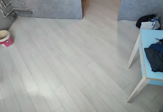 Pokládka podlahy z naší realizace – ukázka 38
