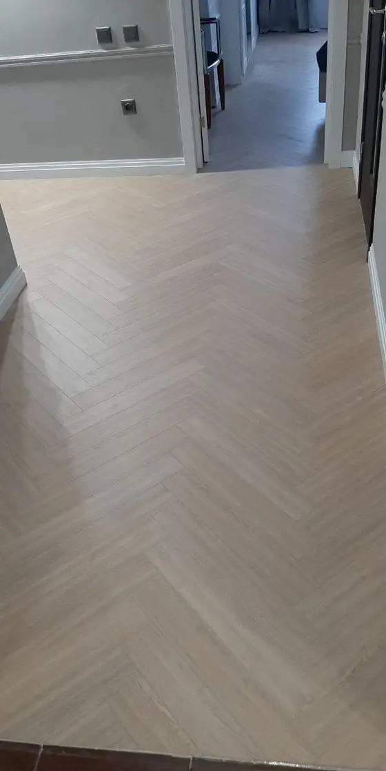 Pokládka podlahy z naší realizace – ukázka 78