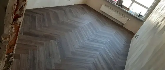 Pokládka podlahy z naší realizace – ukázka 85