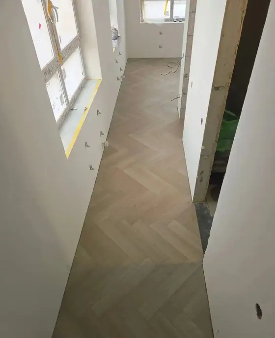 Pokládka podlahy z naší realizace – ukázka 143
